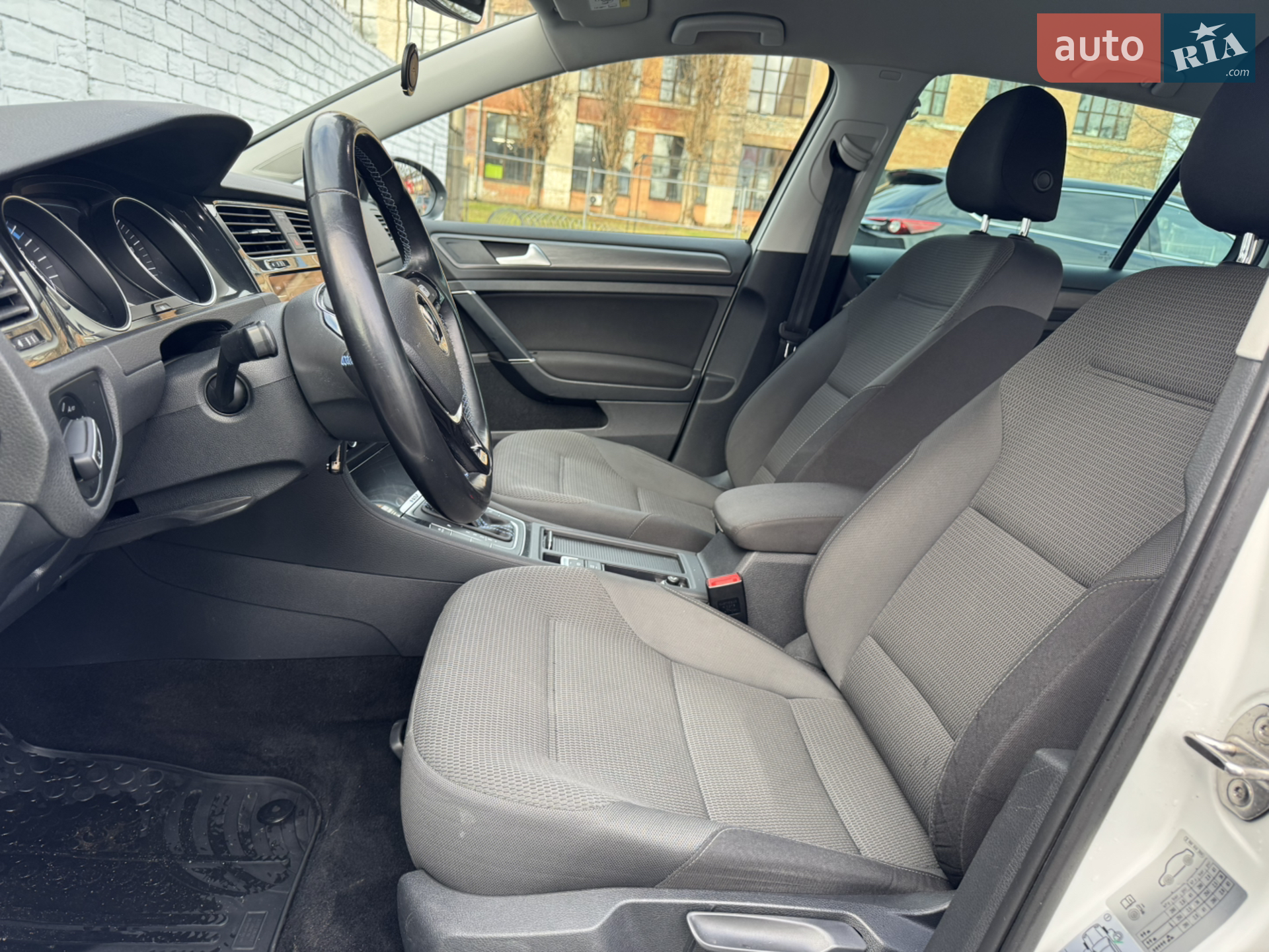 2019 Volkswagen Golf - мініатюра 22