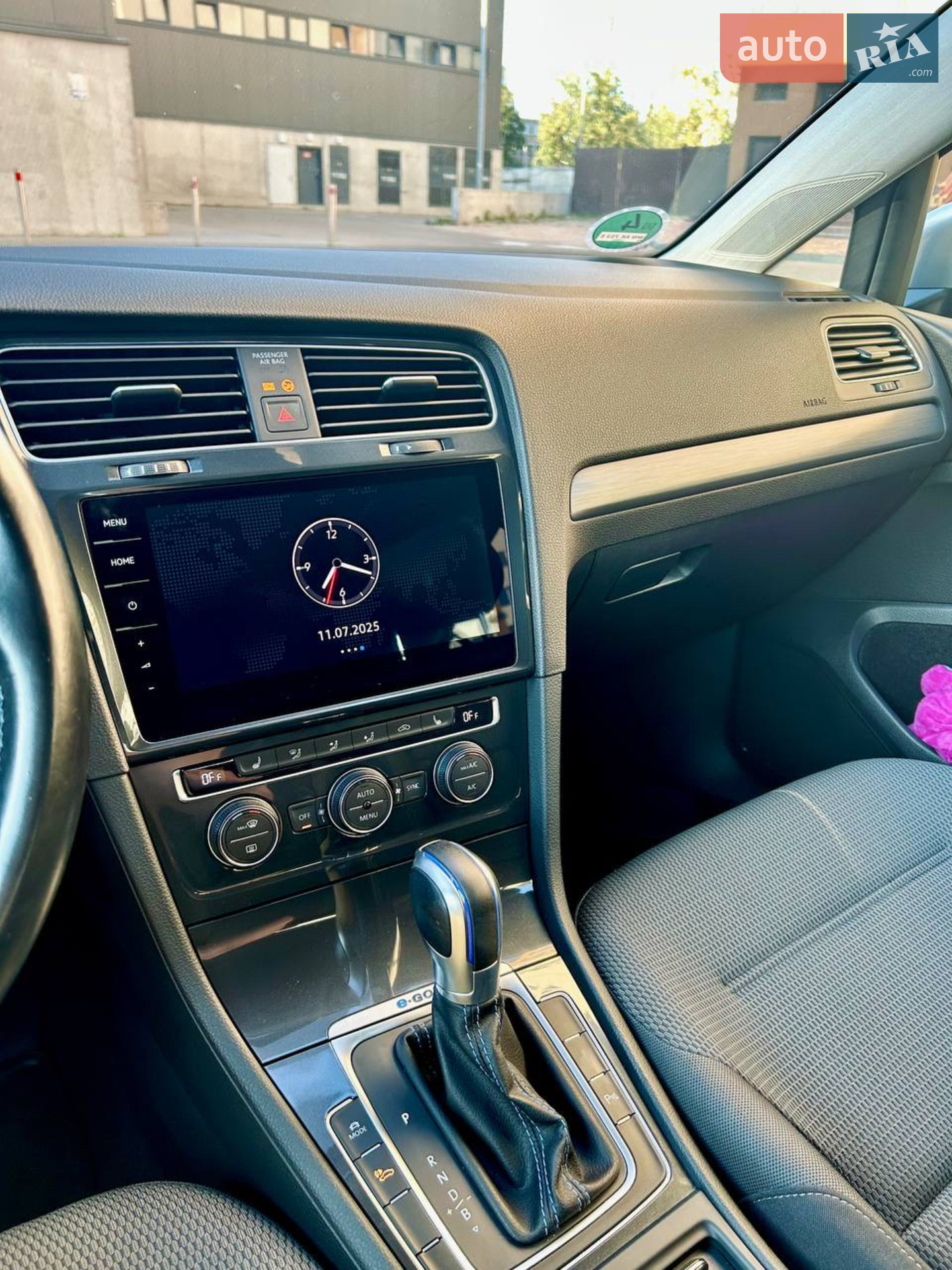 2019 Volkswagen Golf - мініатюра 10