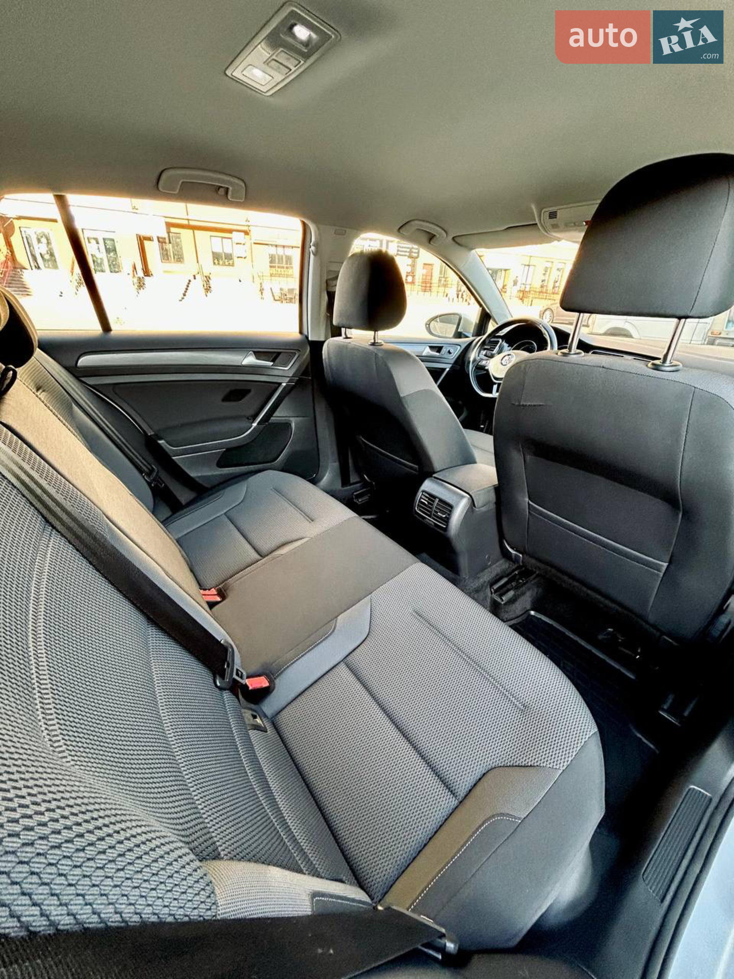 2019 Volkswagen Golf - мініатюра 21