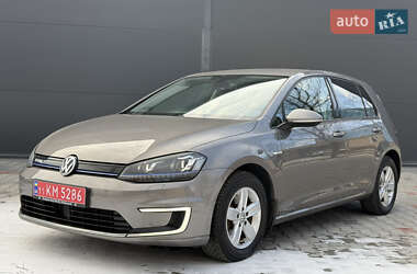 Хэтчбек Volkswagen e-Golf 2016 в Калуше