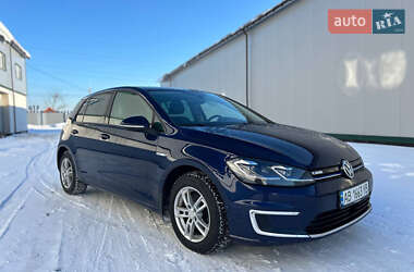 Хетчбек Volkswagen e-Golf 2017 в Вінниці