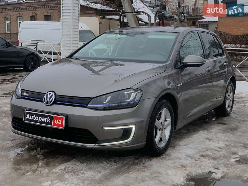 Volkswagen e-Golf 2015 Volkswagen e-Golf 2015