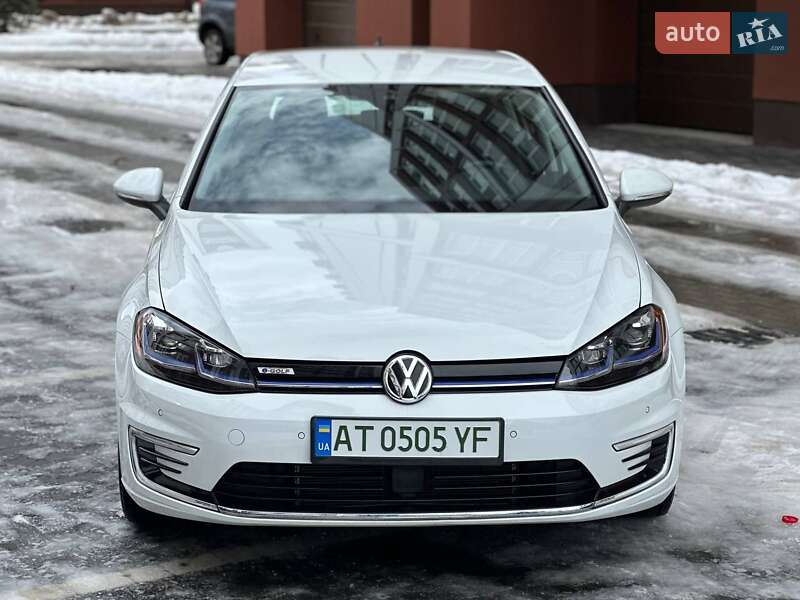 Хэтчбек Volkswagen e-Golf 2019 в Ивано-Франковске