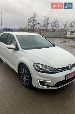 Хэтчбек Volkswagen e-Golf 2020 в Черновцах
