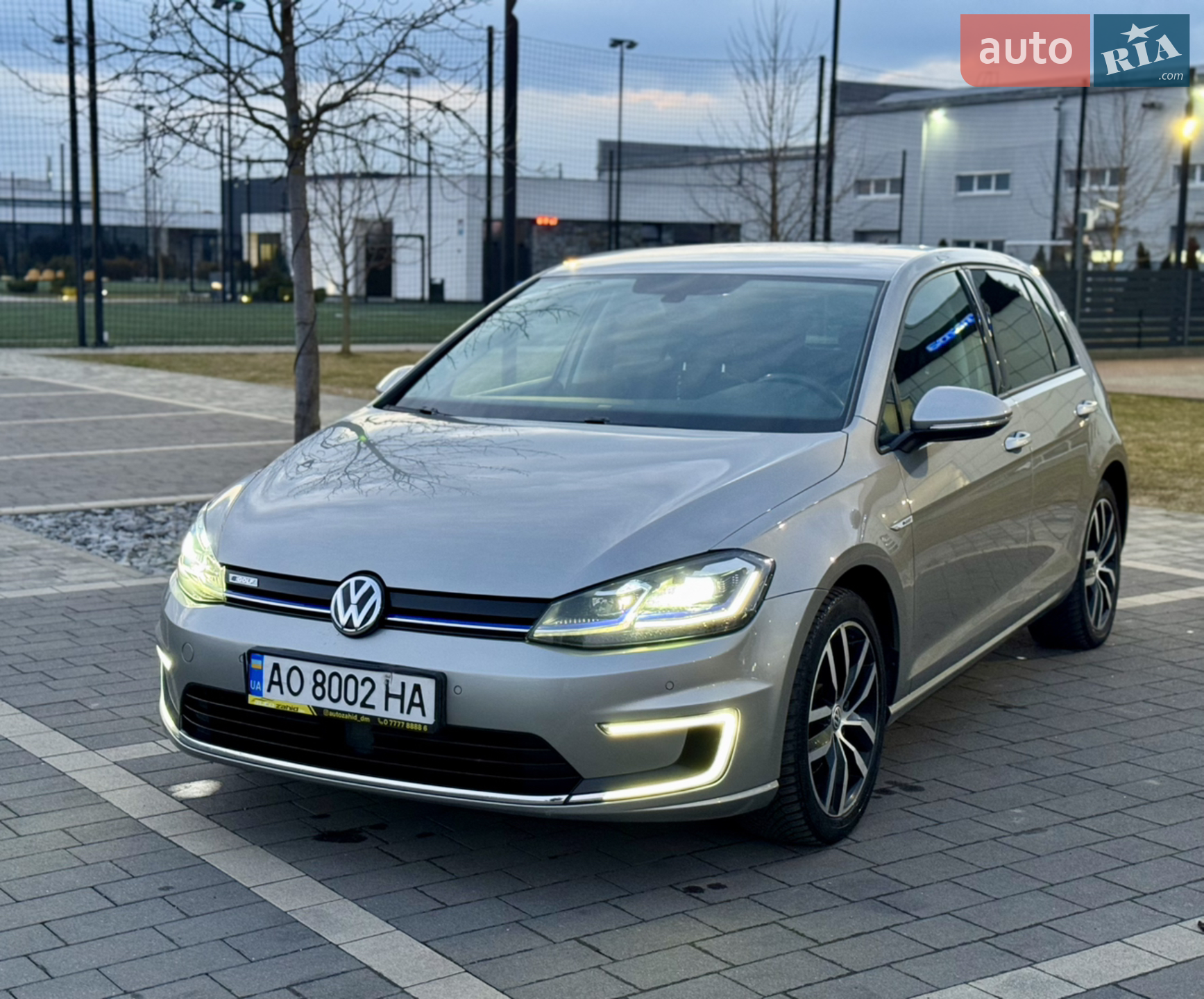 2017 Volkswagen Golf - фото 1