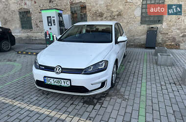 Хэтчбек Volkswagen e-Golf 2014 в Львове