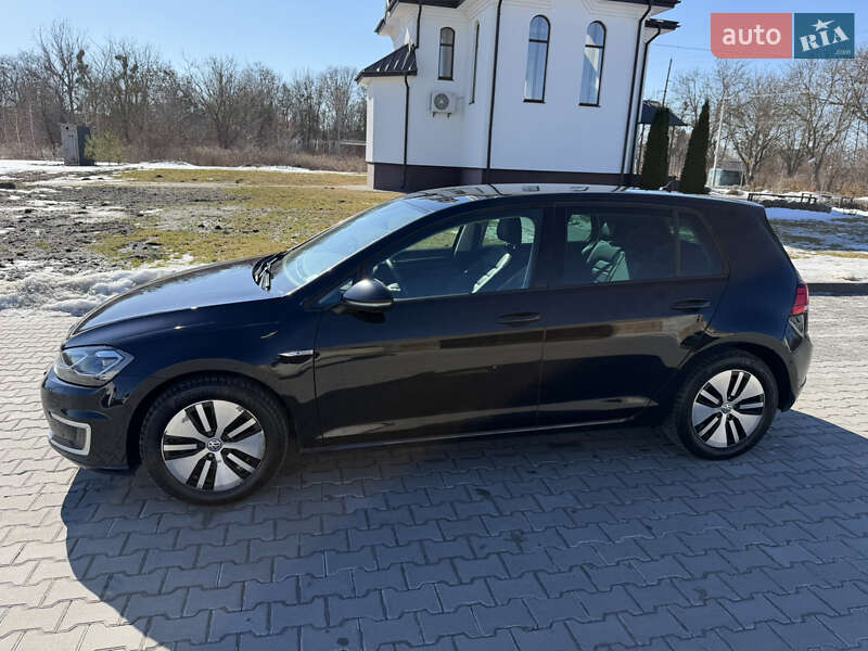 Хэтчбек Volkswagen e-Golf 2018 в Ровно