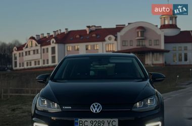 Хетчбек Volkswagen e-Golf 2015 в Львові