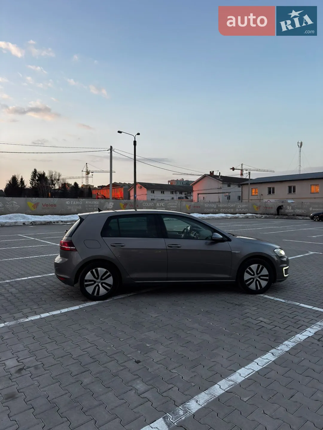 2014 Volkswagen Golf - мініатюра 9