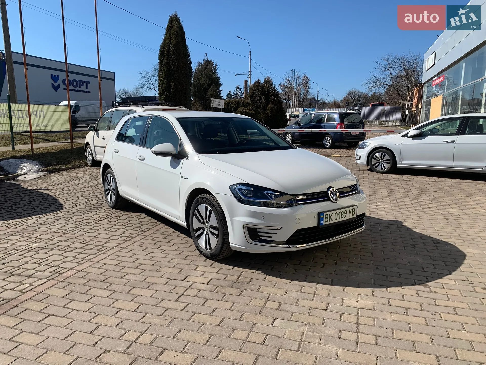 2019 Volkswagen Golf - фото 1