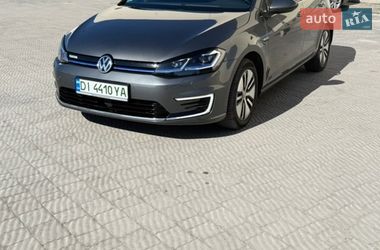 Хэтчбек Volkswagen e-Golf 2018 в Львове
