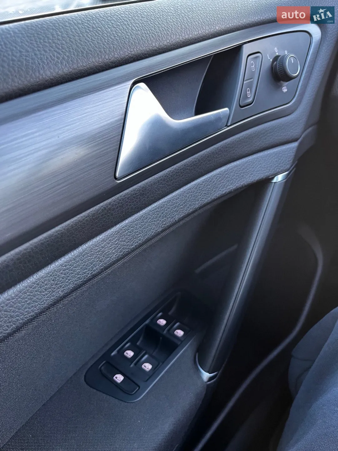 2019 Volkswagen Golf - мініатюра 10