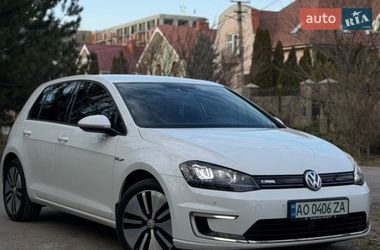 Хетчбек Volkswagen e-Golf 2015 в Ужгороді