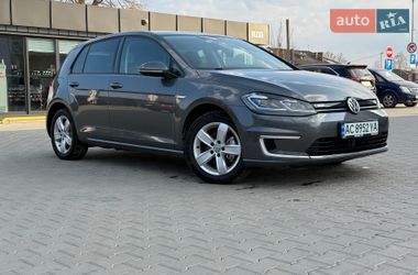 Хэтчбек Volkswagen e-Golf 2018 в Владимире