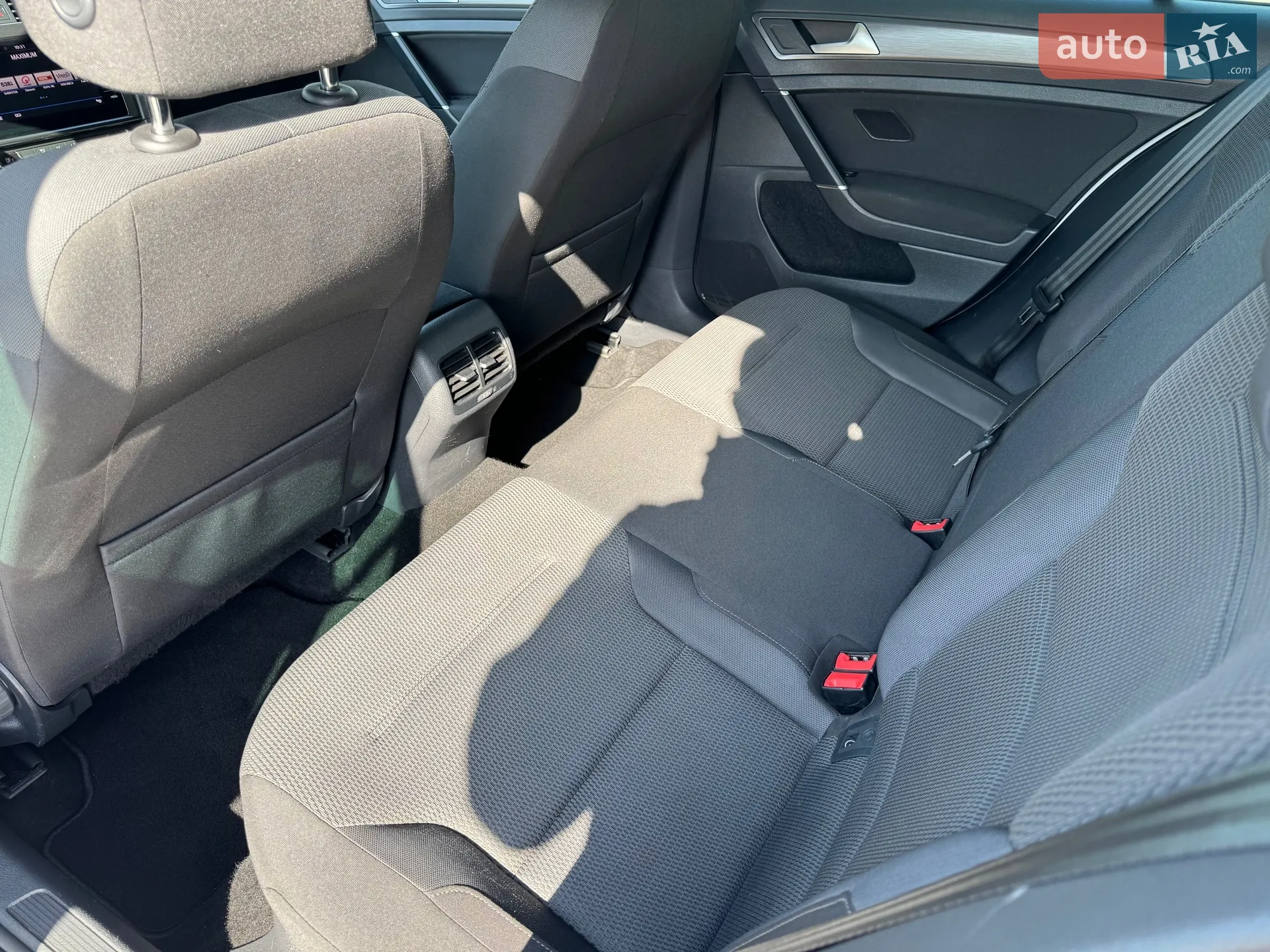 2020 Volkswagen Golf - мініатюра 19