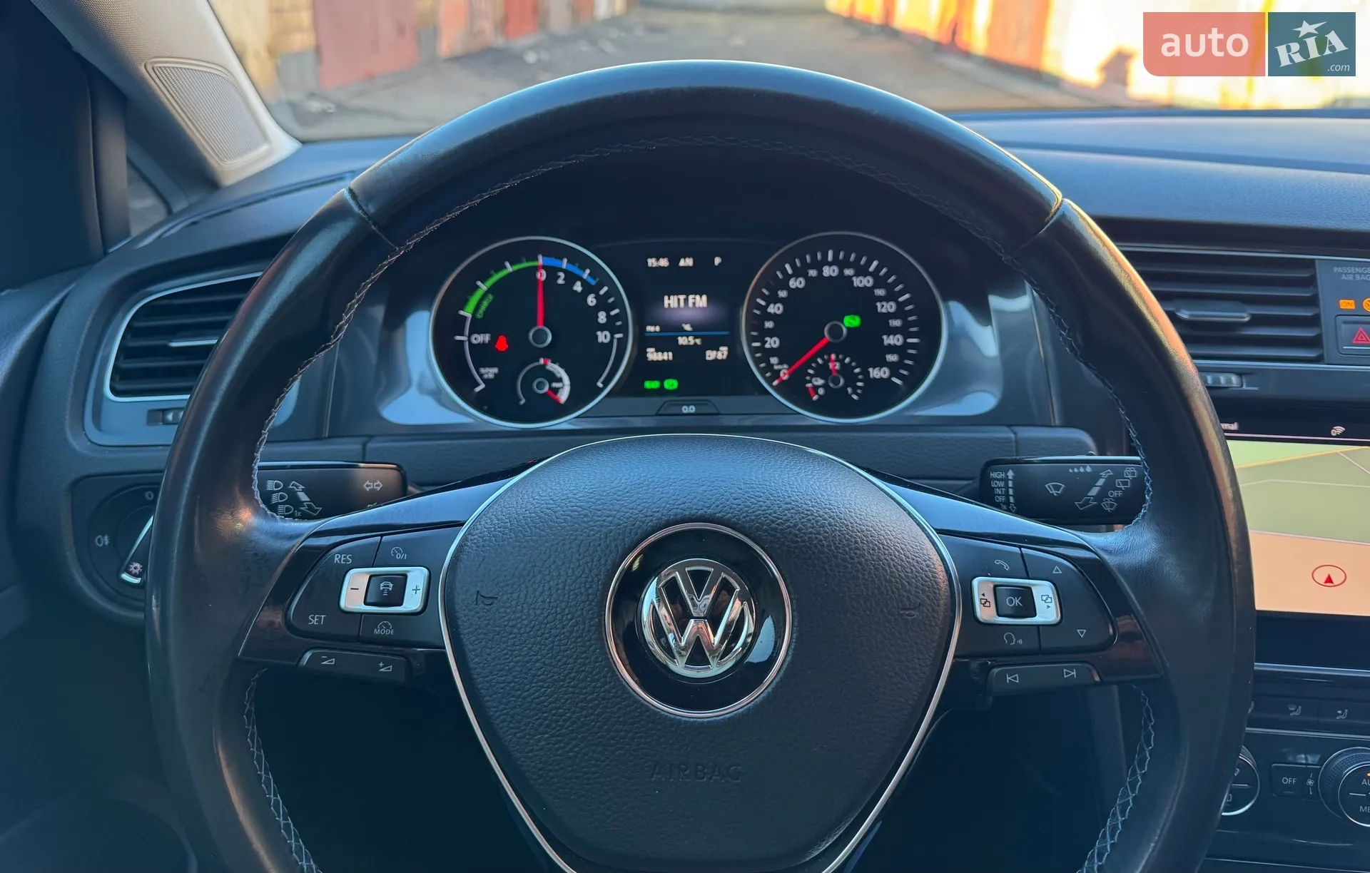 2017 Volkswagen Golf - мініатюра 2