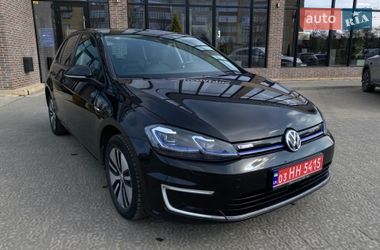 Хэтчбек Volkswagen e-Golf 2018 в Ивано-Франковске