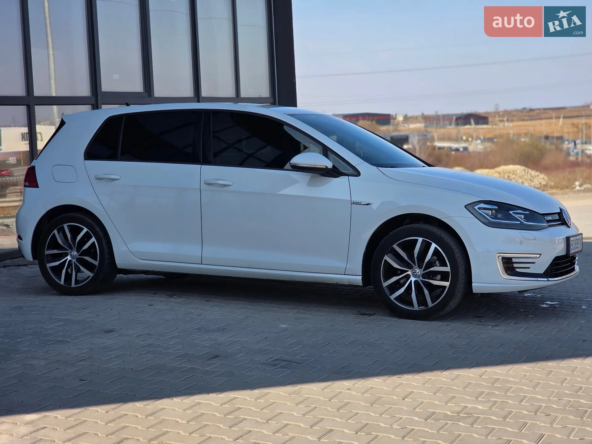 2020 Volkswagen Golf - мініатюра 32