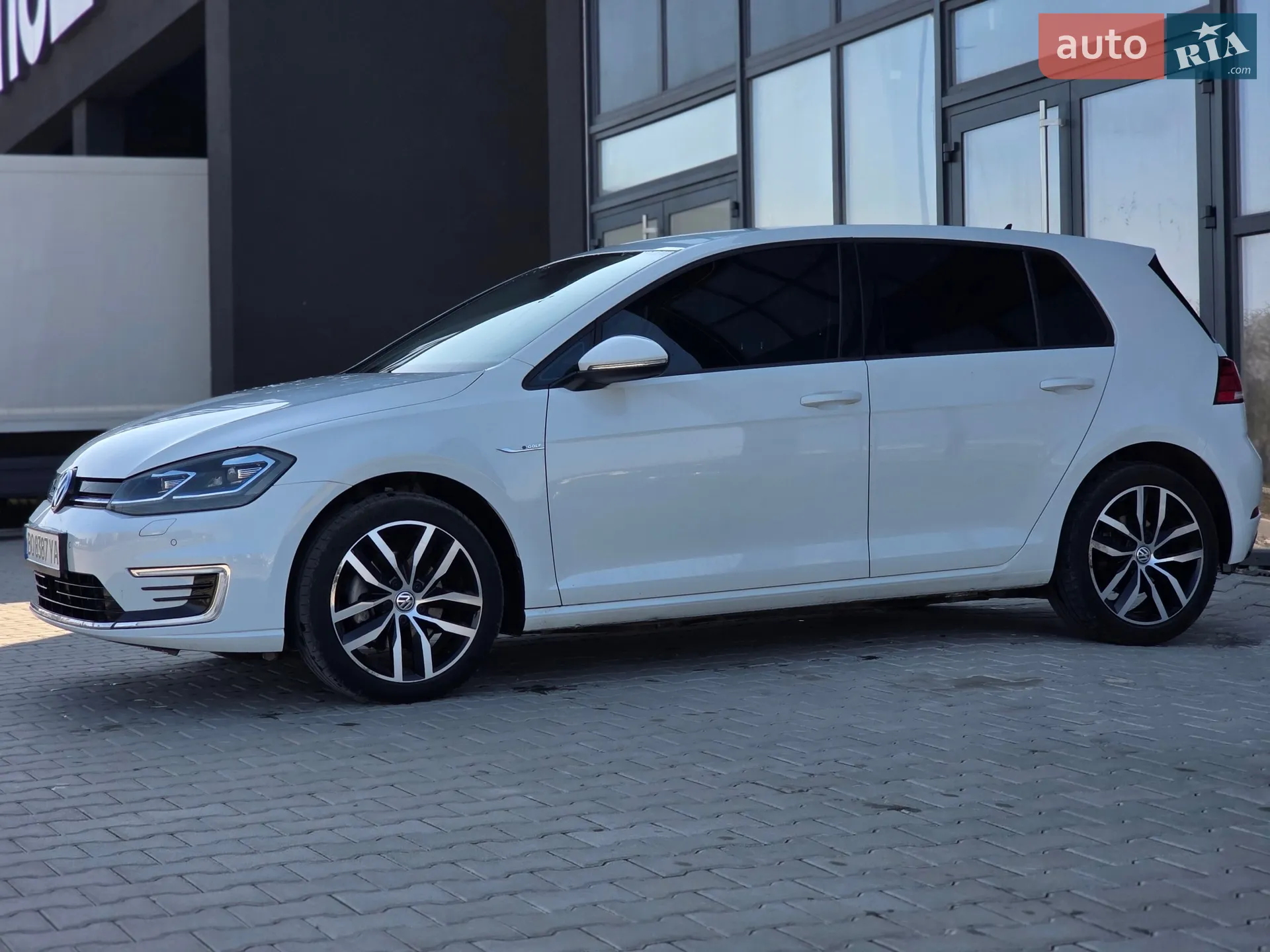 2020 Volkswagen Golf - мініатюра 37