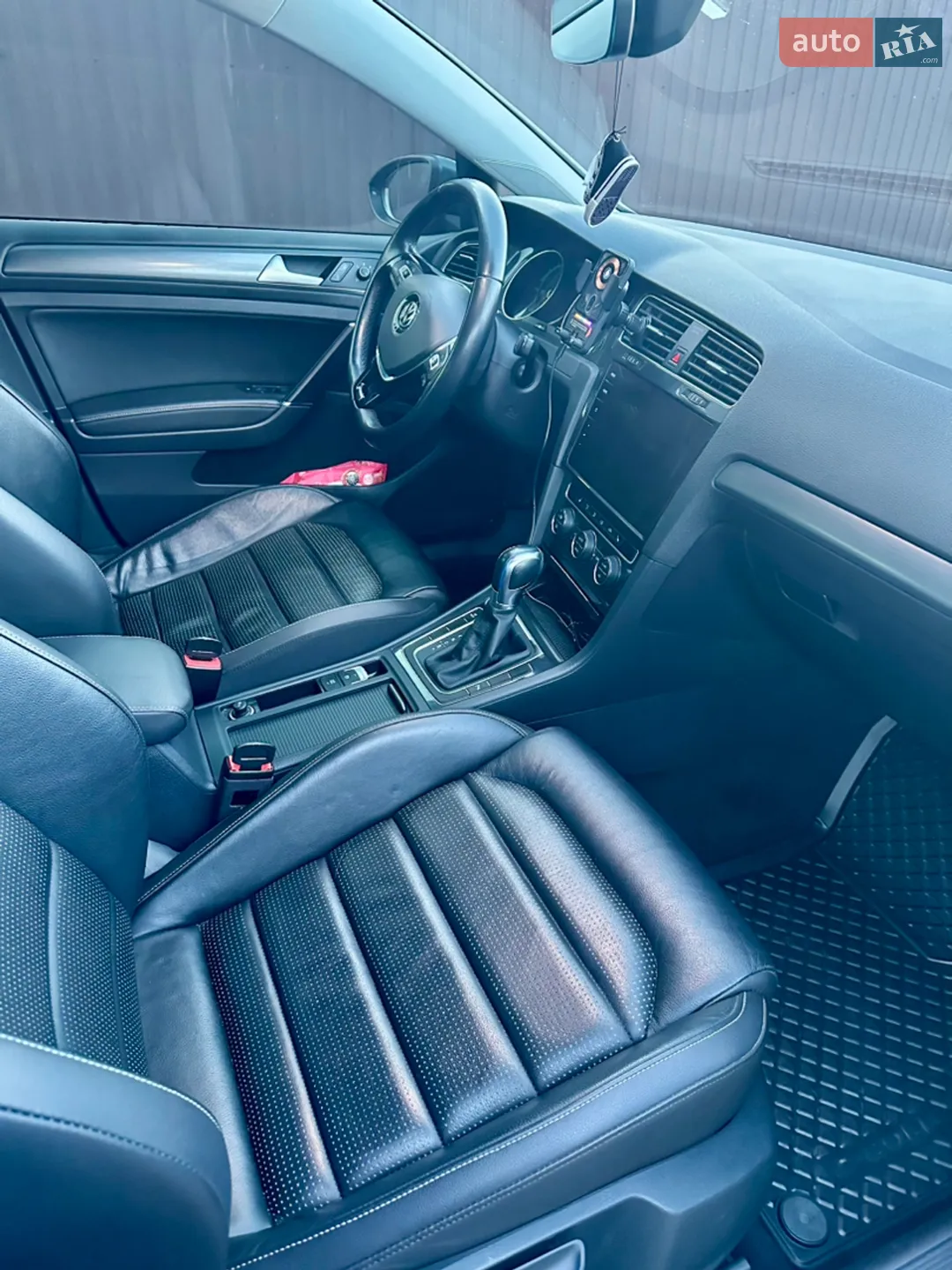2018 Volkswagen Golf - мініатюра 2