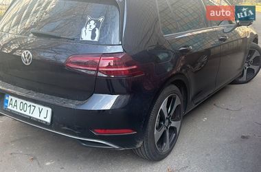 Хетчбек Volkswagen e-Golf 2018 в Києві