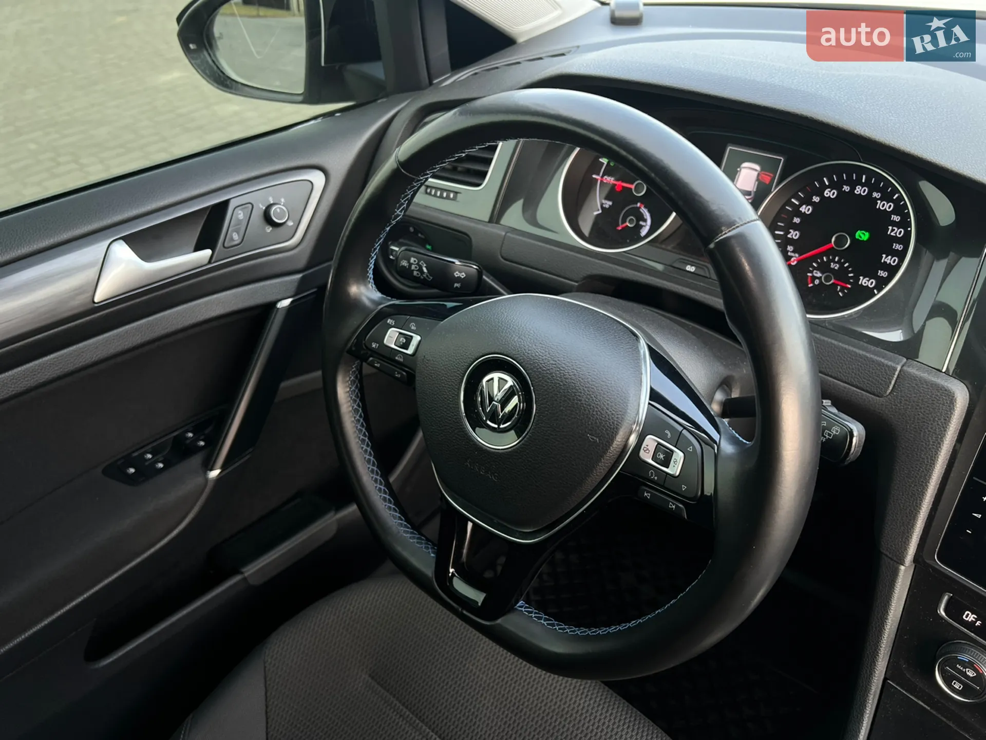 2017 Volkswagen Golf - мініатюра 30