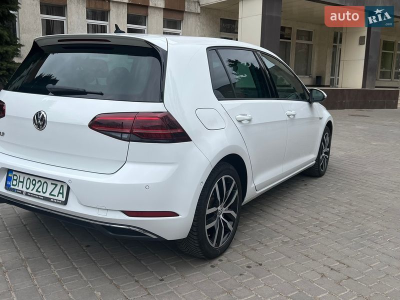 Хэтчбек Volkswagen e-Golf 2018 в Одессе