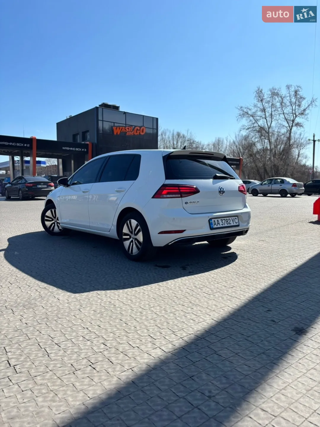 2020 Volkswagen Golf - мініатюра 4