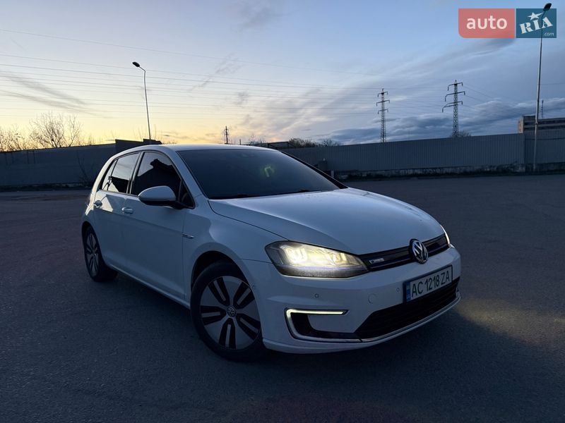 Volkswagen e-Golf 2014