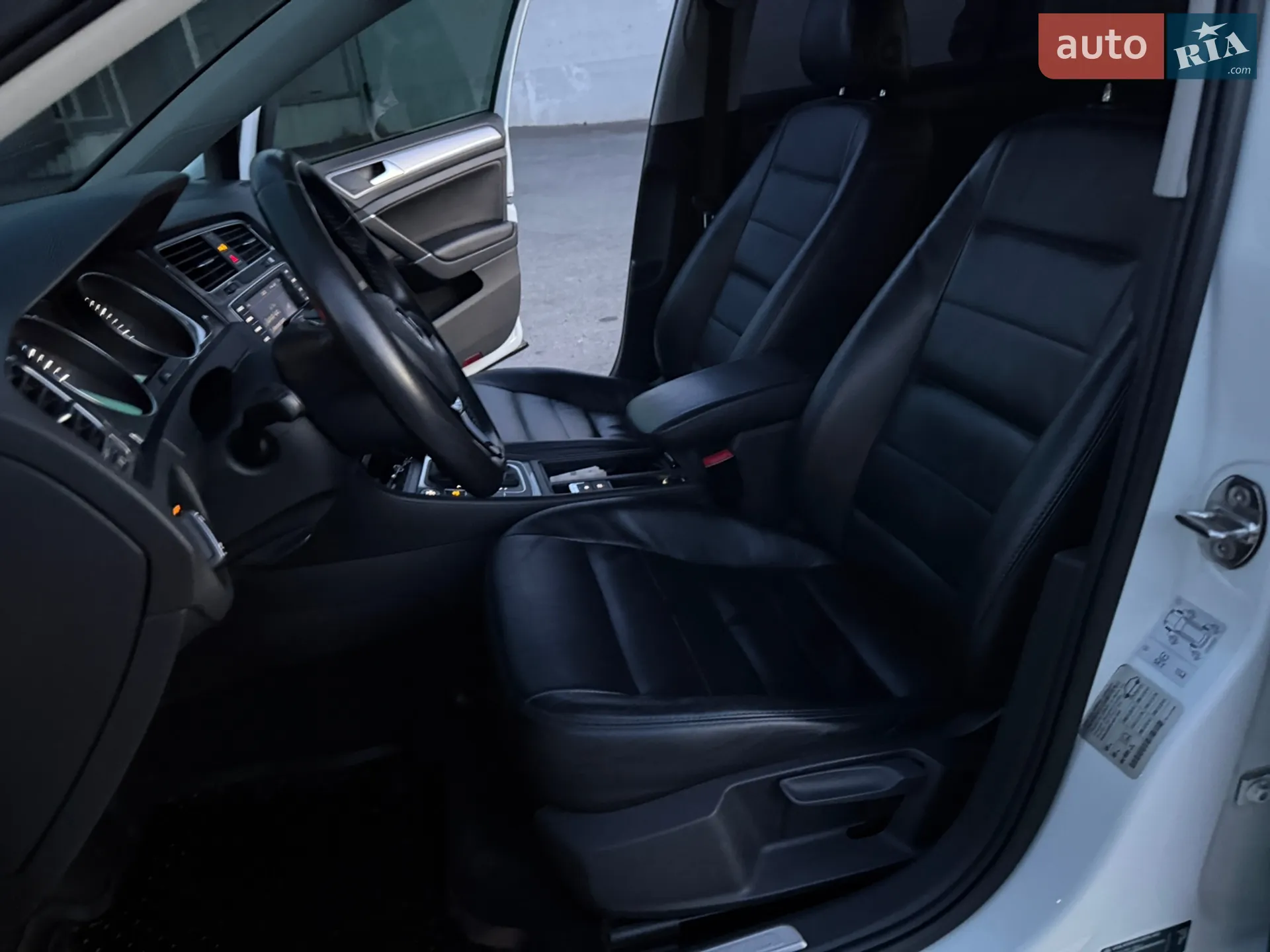 2014 Volkswagen Golf - мініатюра 10