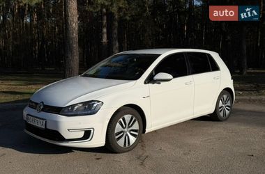 Хэтчбек Volkswagen e-Golf 2014 в Киеве