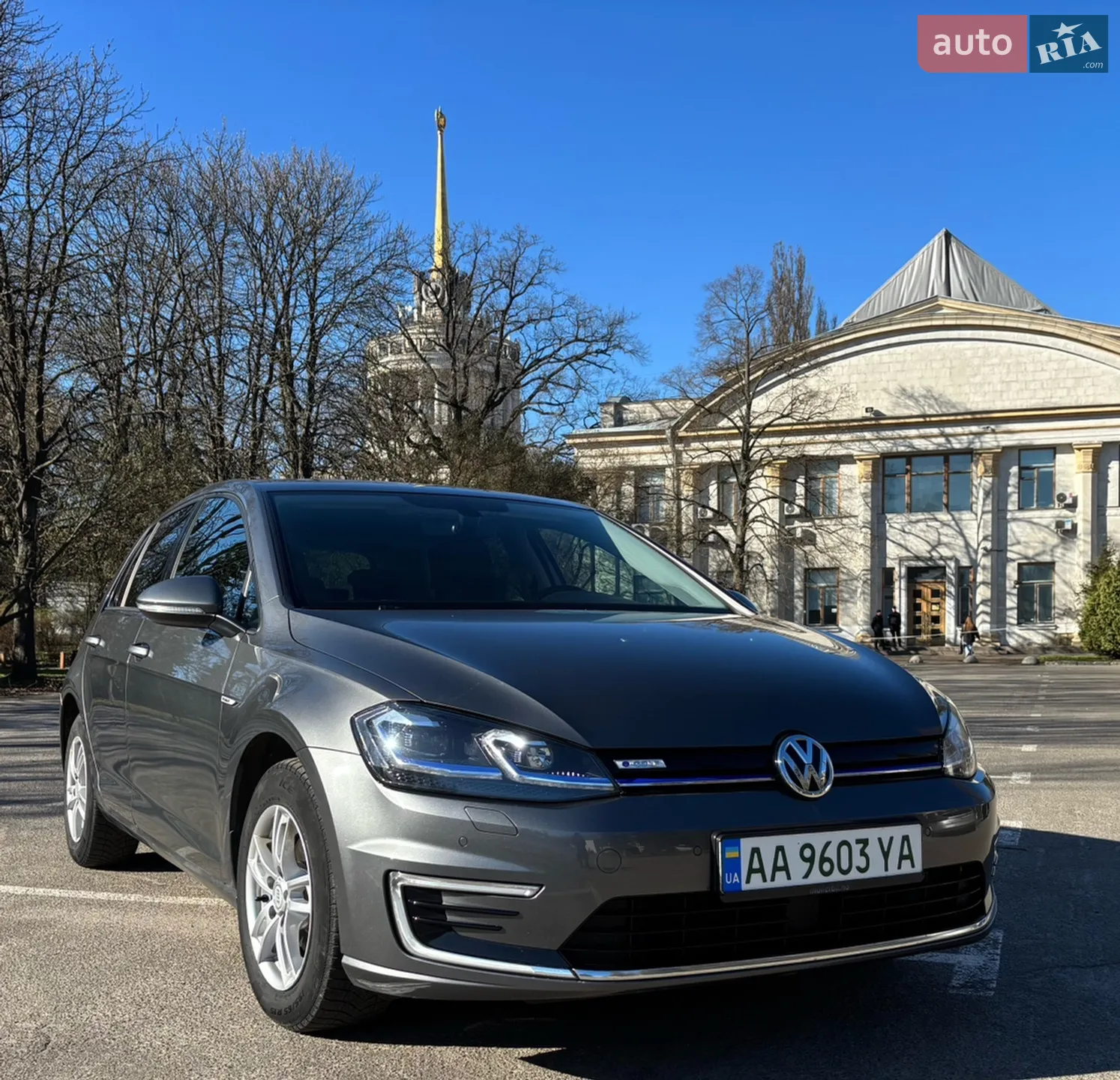 2019 Volkswagen Golf - мініатюра 2