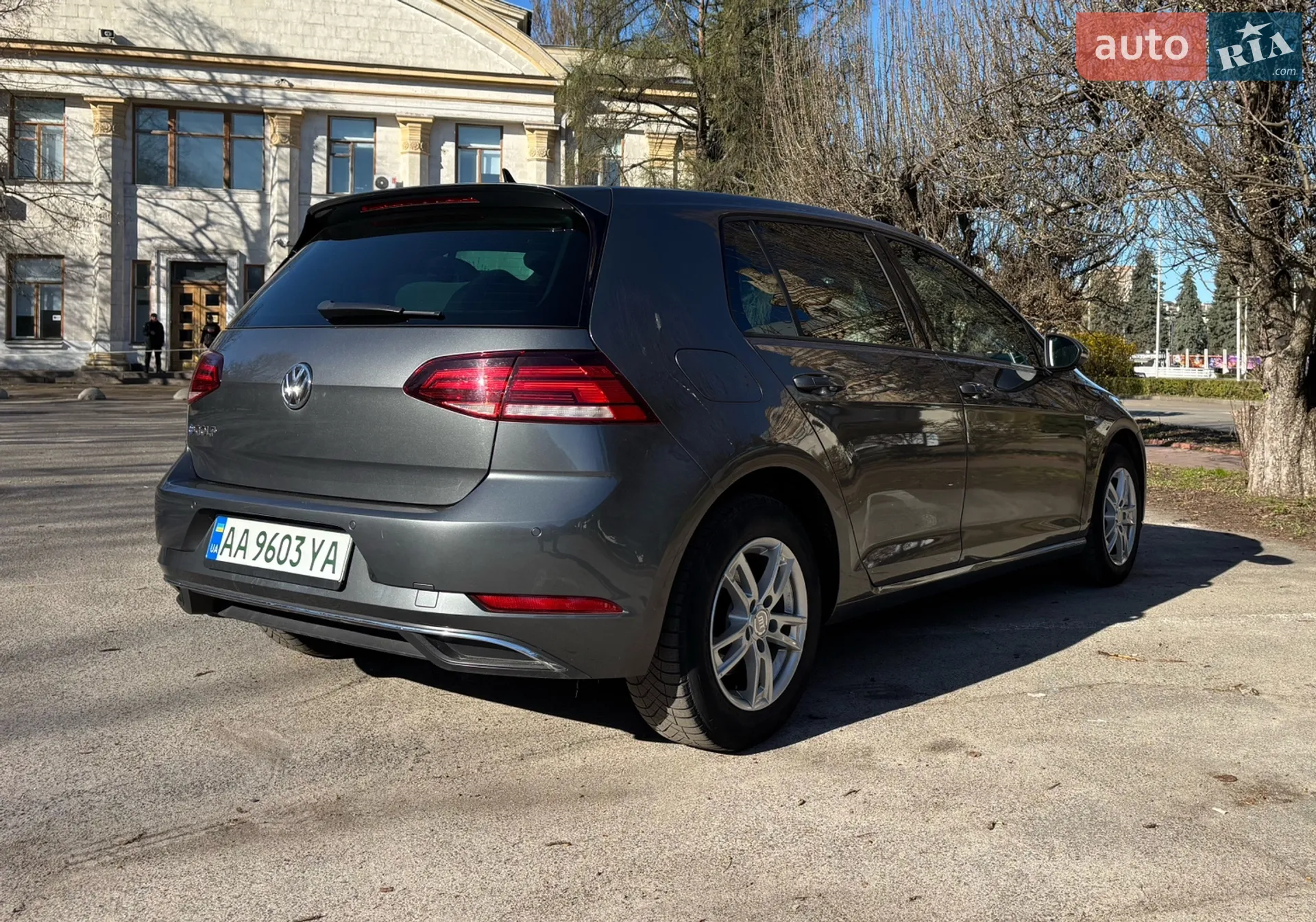 2019 Volkswagen Golf - мініатюра 3