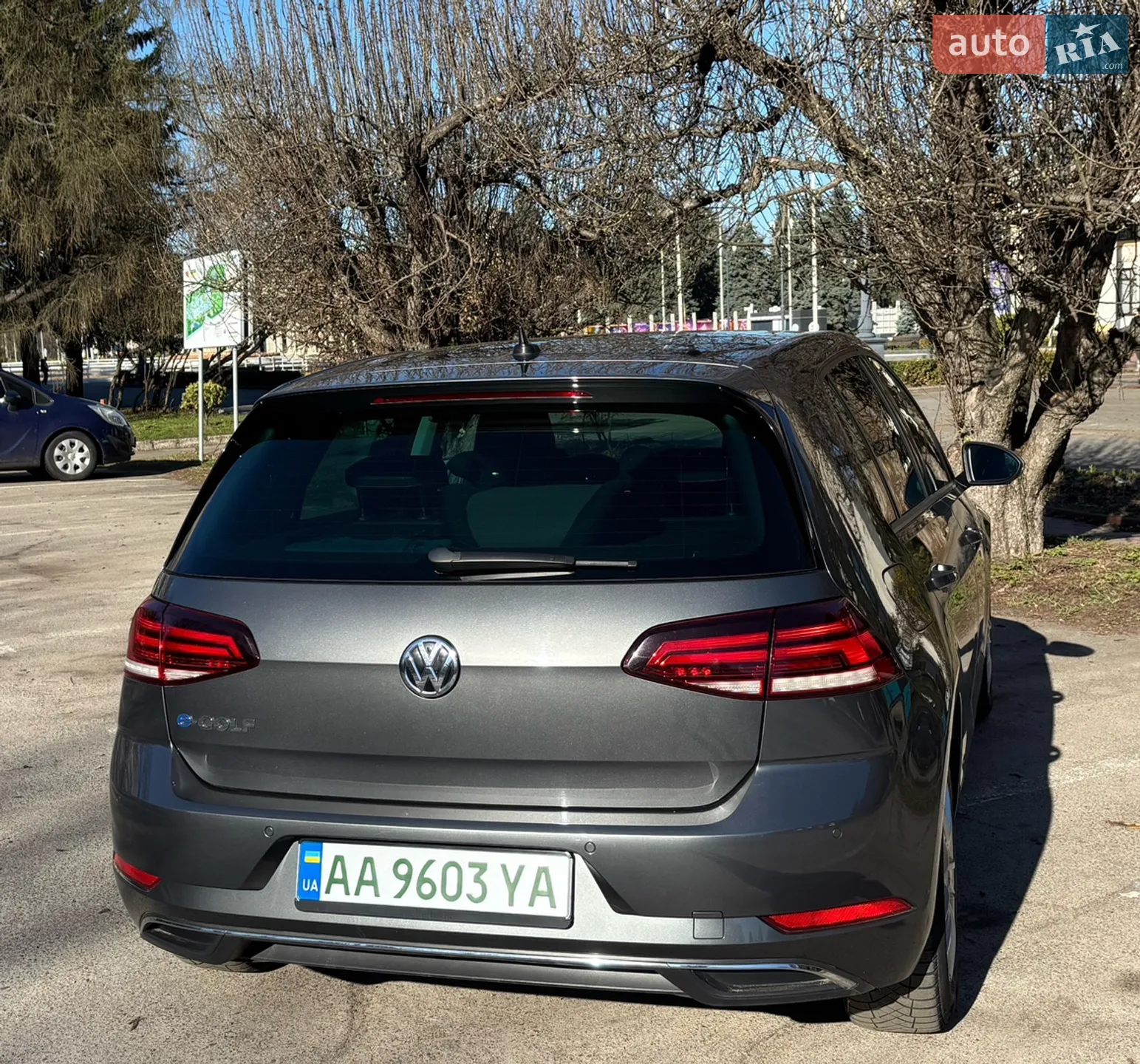 2019 Volkswagen Golf - мініатюра 17