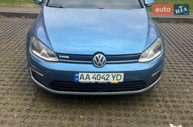Хэтчбек Volkswagen e-Golf 2016 в Киеве