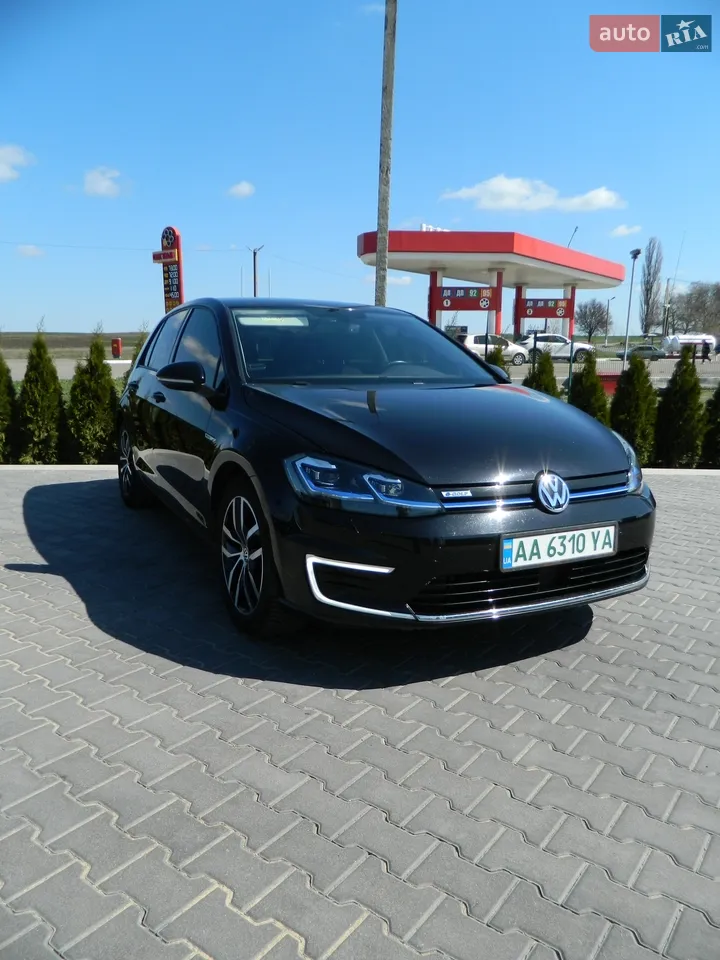 2020 Volkswagen Golf - мініатюра 23