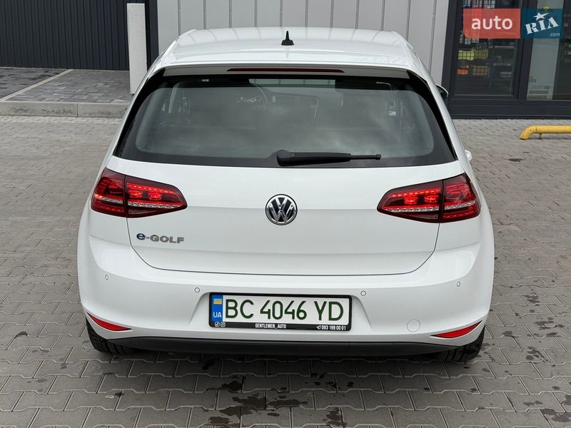 Хэтчбек Volkswagen e-Golf 2014 в Владимире