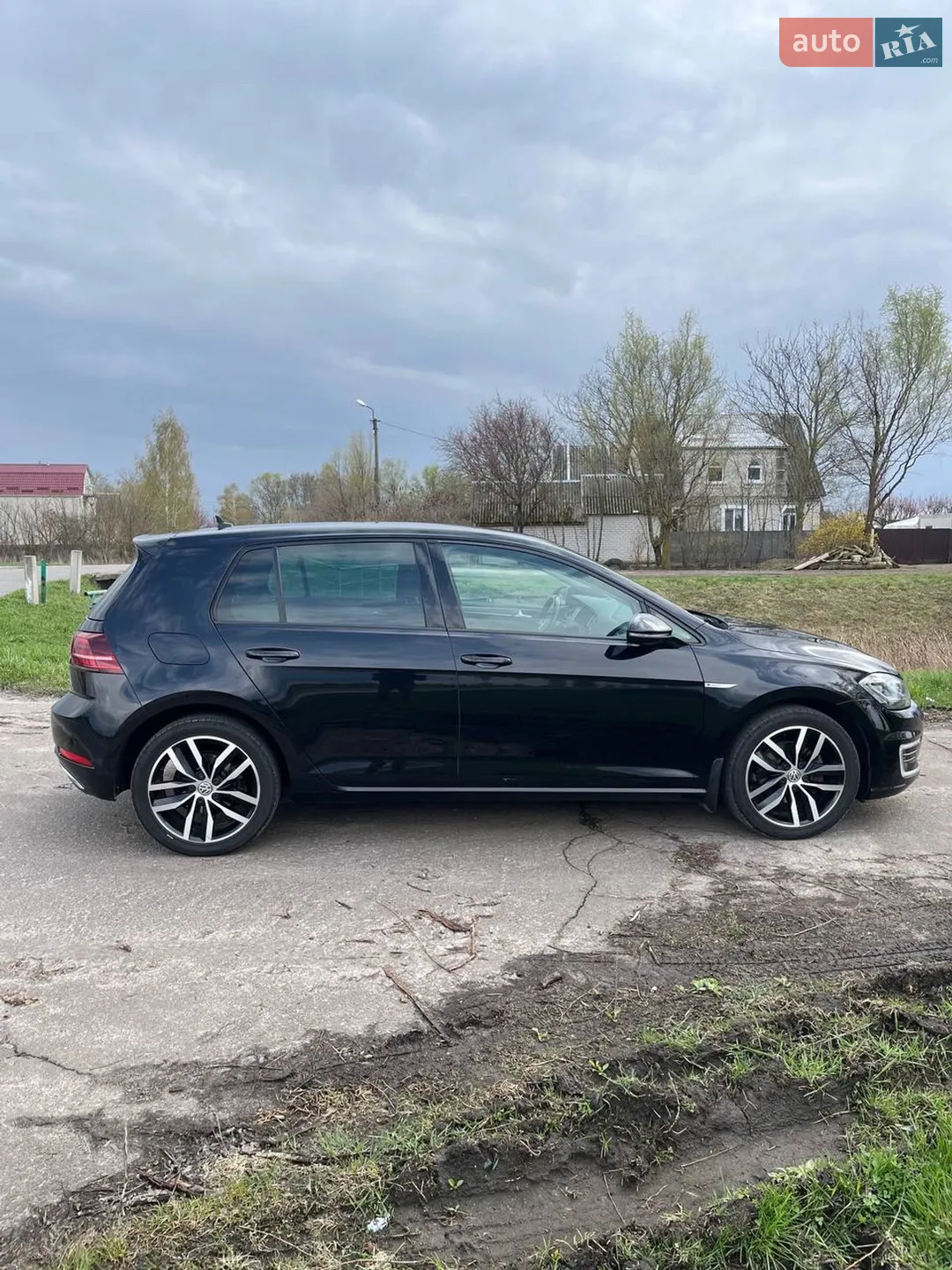 2019 Volkswagen Golf - мініатюра 2