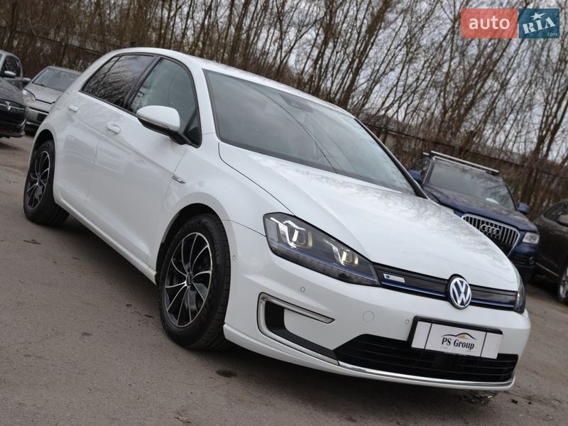Хэтчбек Volkswagen e-Golf 2015 в Луцке