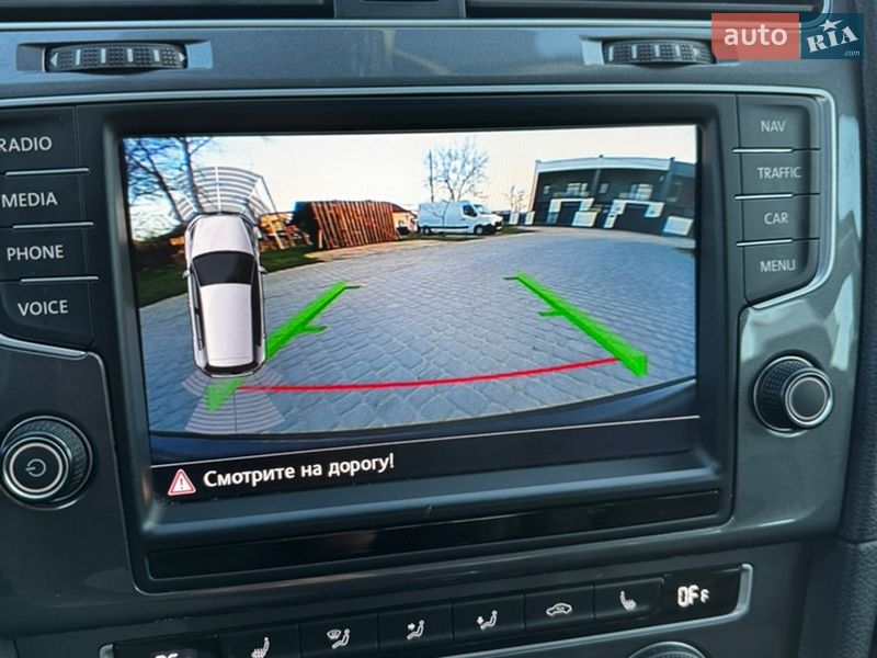 Хэтчбек Volkswagen e-Golf 2015 в Чорткове