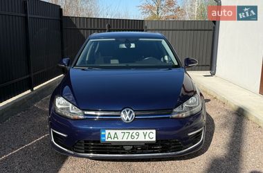 Хэтчбек Volkswagen e-Golf 2019 в Киеве