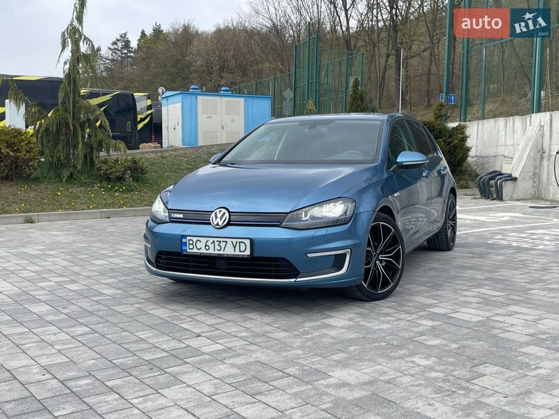 Хэтчбек Volkswagen e-Golf 2016 в Львове
