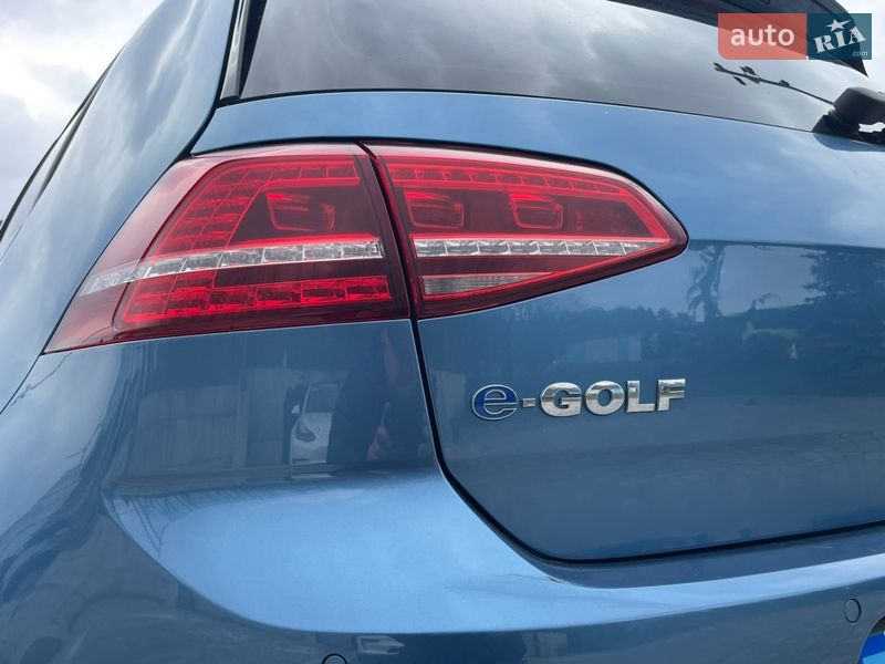 Хэтчбек Volkswagen e-Golf 2016 в Львове