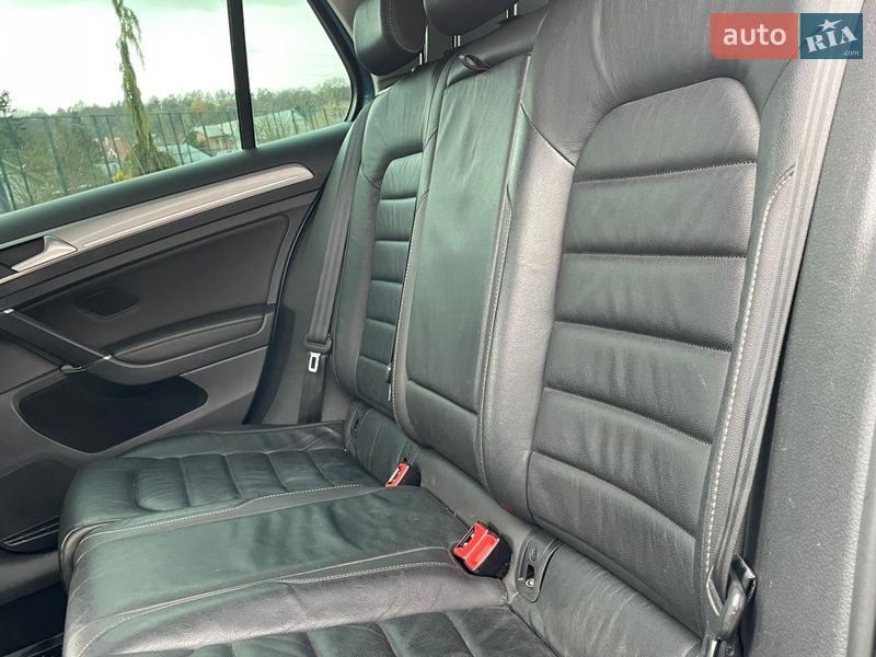 Хэтчбек Volkswagen e-Golf 2016 в Львове