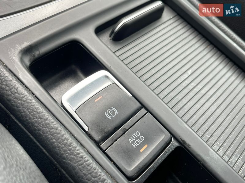 Хэтчбек Volkswagen e-Golf 2016 в Львове