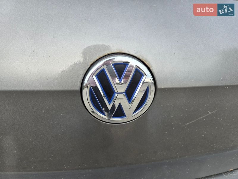 Хэтчбек Volkswagen e-Golf 2014 в Владимире