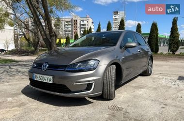 Хэтчбек Volkswagen e-Golf 2014 в Житомире