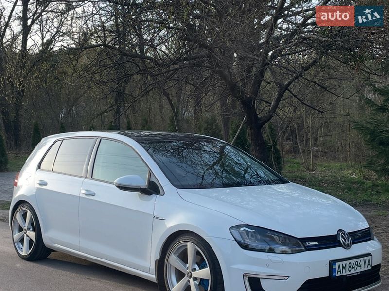 Volkswagen e-Golf 2016