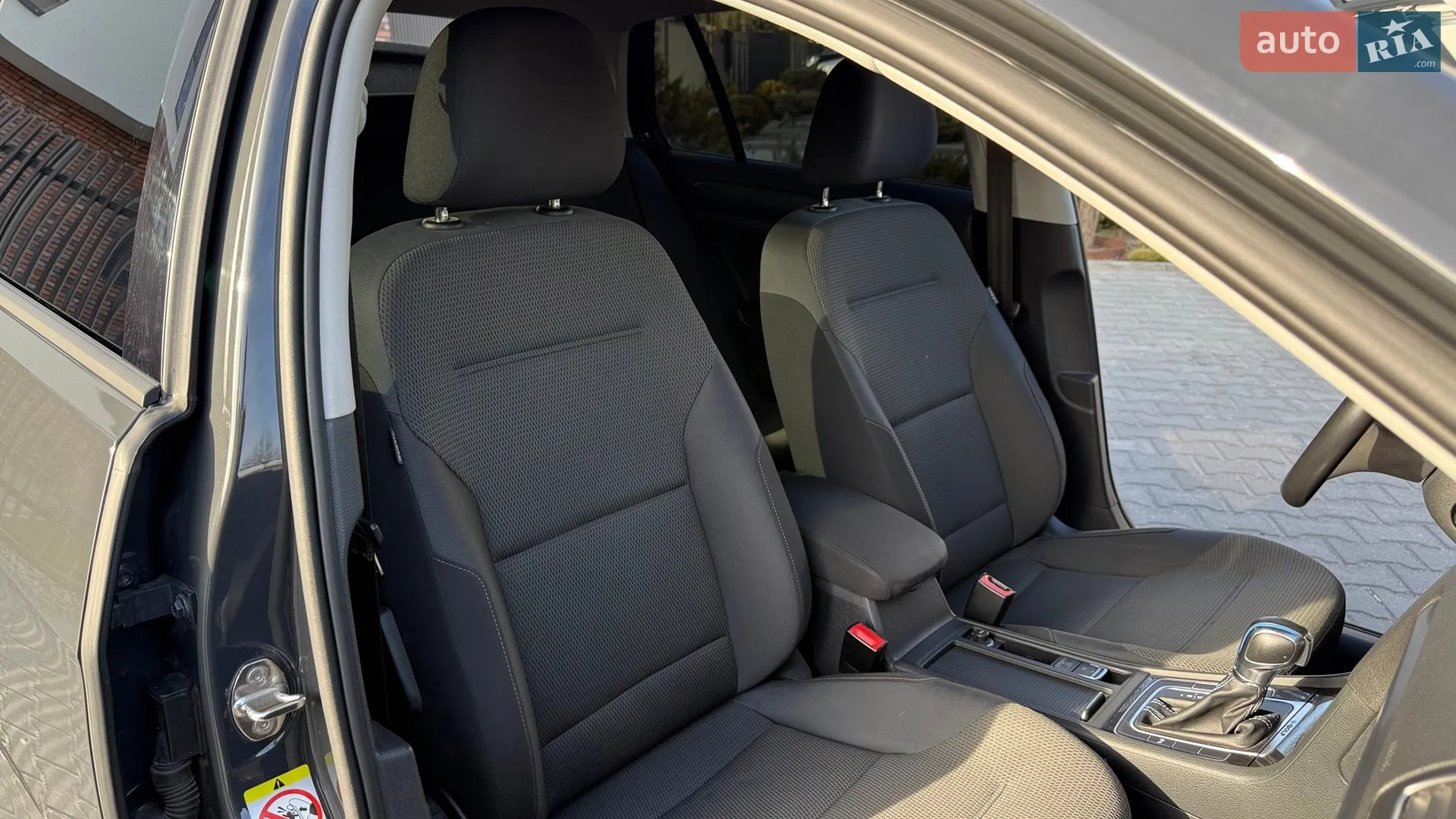 2019 Volkswagen Golf - мініатюра 23
