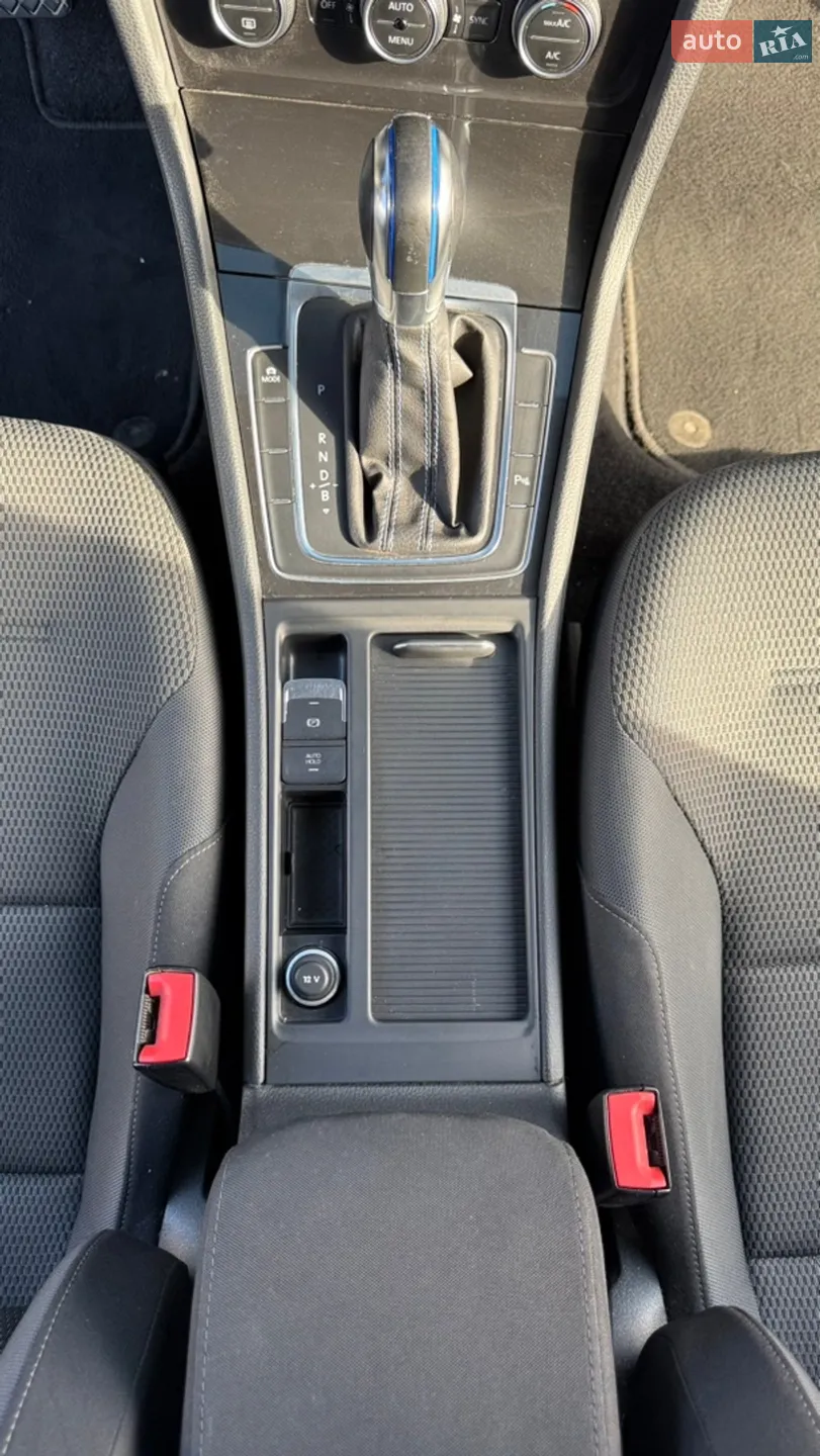 2019 Volkswagen Golf - мініатюра 29